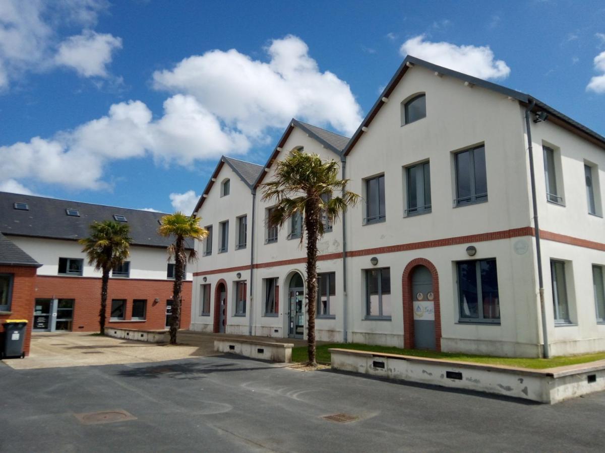 Auberge De Jeunesse Hi Cherbourg Exterior photo